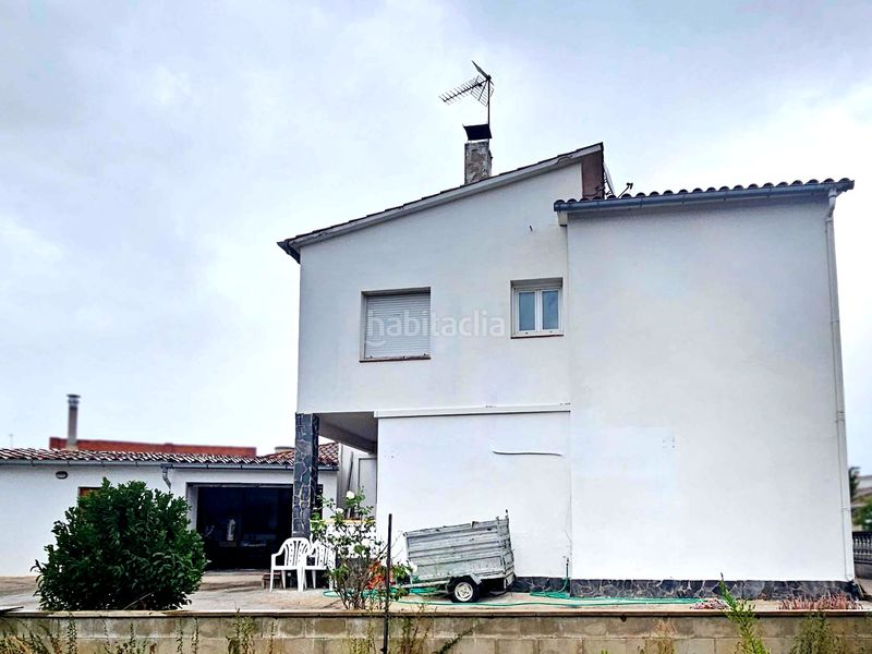 Foto 5acdb238-0ae2-48d6-bc5e-a1509a5aaf7b. Casa amb xemeneia calefacció aparcament a Centre Vidreres