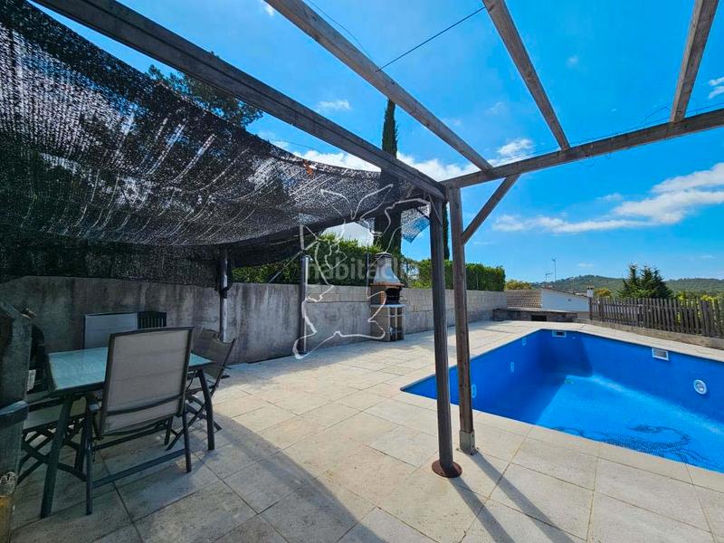 Foto 58ac218b-0ec6-4c2a-b38e-1d27bbfa276c. Xalet amb aparcament piscina a Aiguaviva Parc Vidreres
