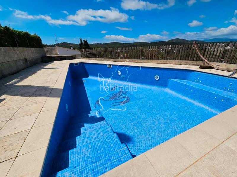 Foto b7c6af93-35cd-4501-983f-491becfed109. Xalet amb aparcament piscina a Aiguaviva Parc Vidreres