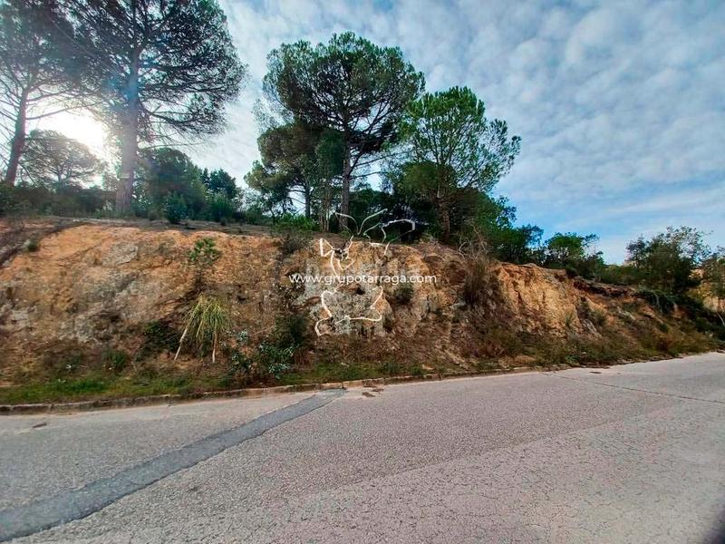 Foto bd9d1ec2-ff90-4cf5-b908-993e2032aaf9. Terreno residenziale in avinguda mil·lenni 70 in Lloret Residencial - Montlloret Lloret de Mar