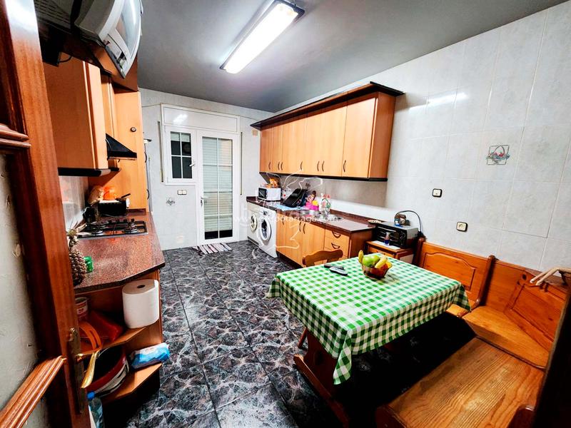 Foto 2ad73646-00a6-4602-8643-53c676913cb5. Casa amb xemeneia aparcament a Mas Romeu Lloret de Mar