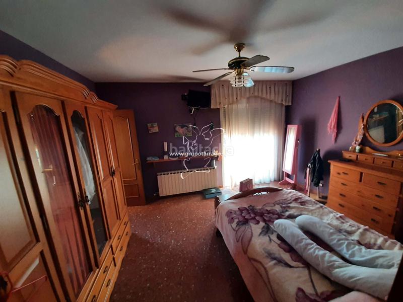 Foto bdd5f65d-40a3-496c-b102-ccb8f01311e7. Casa amb xemeneia aparcament a Mas Romeu Lloret de Mar