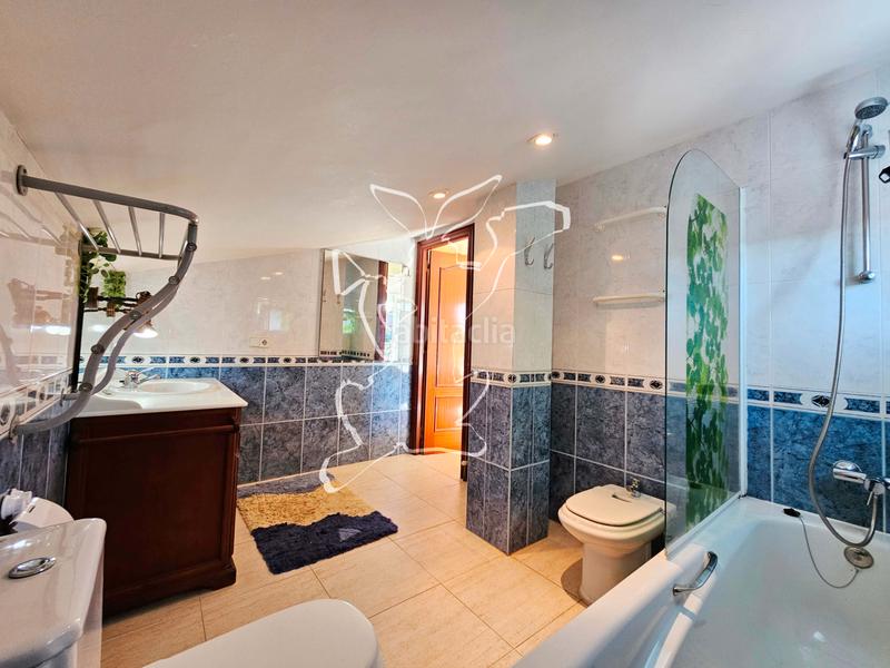 Foto 2ab72713-6ba3-4d36-8c0c-b84dc406bea1. Chalet avec cheminée parking piscine dans Aiguaviva Parc Vidreres