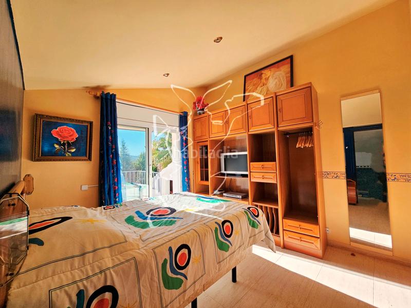 Foto a4fffcac-9686-40fb-a52a-172a25e013e3. Chalet avec cheminée parking piscine dans Aiguaviva Parc Vidreres