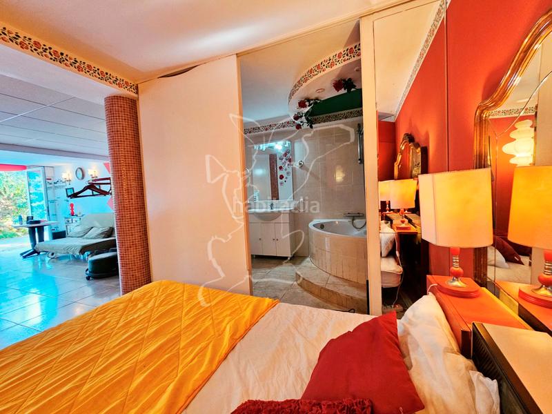 Foto bcdc6a28-264c-4801-81e6-5c64ac9f2c24. Chalet avec cheminée parking piscine dans Aiguaviva Parc Vidreres