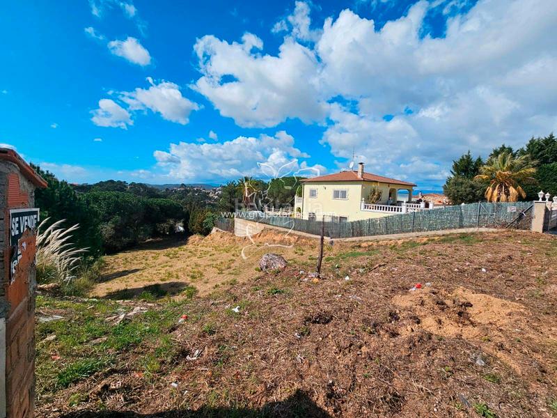 Foto d0d6050f-e128-4248-883a-ae7108361828. Terreno residenziale in avinguda rafael albertí 80 in Lloret de Mar