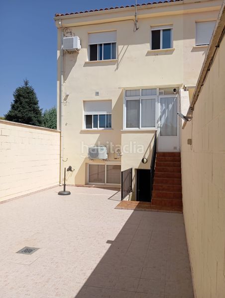 Foto 1884a974-f064-40f9-ac6f-ac8a9e179755. Casa amb calefacció piscina a Torralba de Calatrava