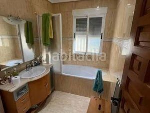 Foto afce09e0-5db7-4658-9fa3-41a61ebd5c69. Casa amb calefacció piscina a Ciudad Jardín Ciudad Real