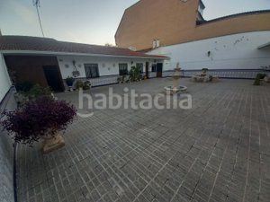 Foto b6c19a74-4461-4c07-9ac8-6c6df291090a. Casa a Plaza de Toros Ciudad Real