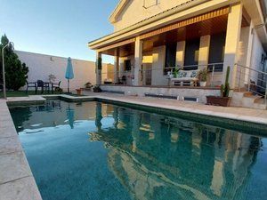 Casa  Rumanía. Casa  chalet independiente en venta en calle rumanía