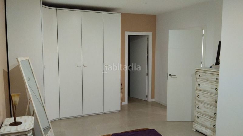 Foto 4e42e147-8f4c-4652-b008-a0c1b9593d92. Casa amb piscina a Carrión de Calatrava