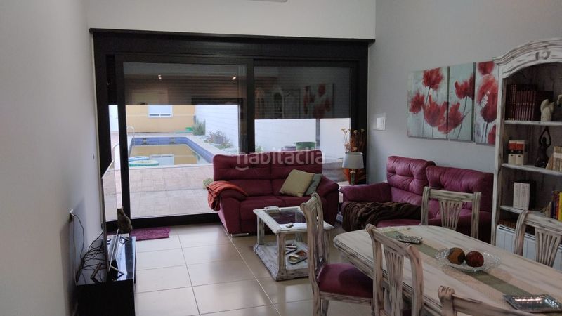 Foto 5ac39eb6-65a3-4a40-b7de-93ef0fcf3437. Casa amb piscina a Carrión de Calatrava