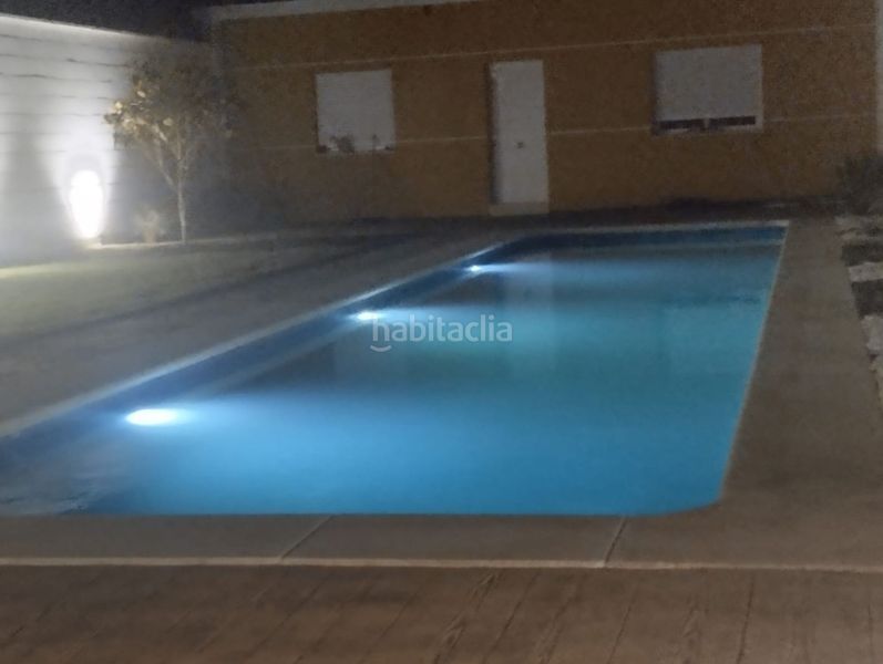 Foto b6a2f0da-5f53-4ddf-8a95-5eff8d0c65e0. Casa amb piscina a Carrión de Calatrava