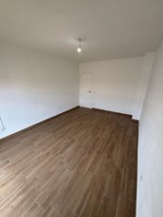 Pis  Calle azucena. Piso reformado en venta cazucena  ciudad real