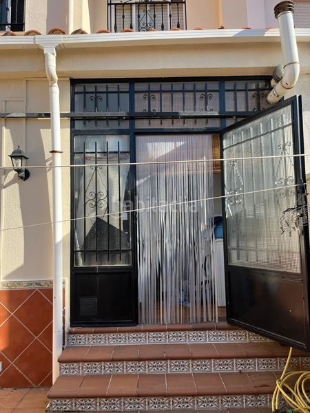 Foto e7bbc84e-5064-4618-a0df-67976d9f52a2. Casa amb calefacció a Miguelturra