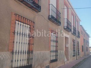 Foto f8ef87aa-b953-4744-a199-2f98dab072c6. Casa amb calefacció a Carrión de Calatrava