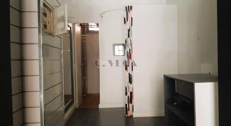 Foto 1f816a24-6e69-4875-908a-8a77dc84a4d4. Alquiler local comercial en pintor laxeiro 12 en Plaza Independencia Vigo