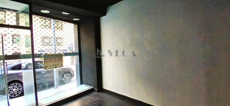 Foto d8393217-1a60-43c5-8f78-fb3594d27665. Lloguer local comercial a pintor laxeiro 12 a Plaza Independencia Vigo