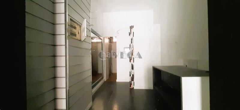 Foto 1a293c16-bb78-4740-bd53-e3f143bde3a9. Location local commercial dans pintor laxeiro 12 dans Vigo