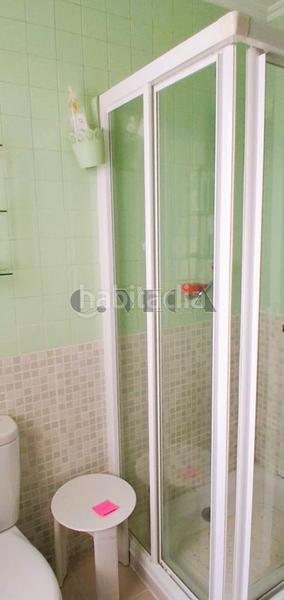 Foto b5bf9865-9a57-476a-86c2-e2568e127908. Piso en O Castro Vigo
