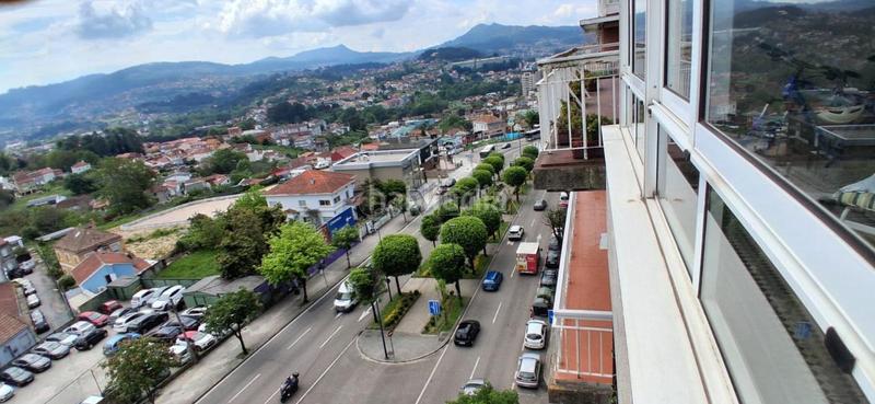 Foto d3efab80-aa8a-40f3-9989-8de807477fc9. Piso en O Castro Vigo
