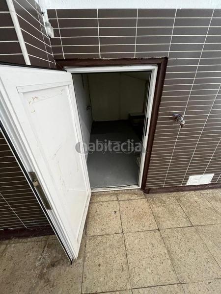 Foto 72e92624-11d4-4435-aaf3-30fbb4568d95. Local comercial a Camelias - Pi y Margall Vigo