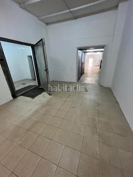 Foto 8d3ed673-30ba-405b-bde0-891d6236c203. Local comercial a Camelias - Pi y Margall Vigo