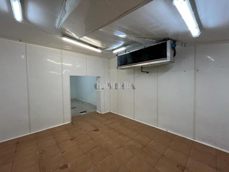 Foto f99798c6-b655-4c25-8b4a-83323e5fd3fa. Locale commerciale in Camelias - Pi y Margall Vigo