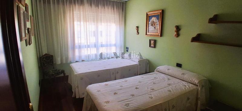 Foto f85c0b4f-bcb6-4ae3-922b-5802672a7f6d. Appartamento con riscaldamento parcheggio in Plaza Independencia Vigo