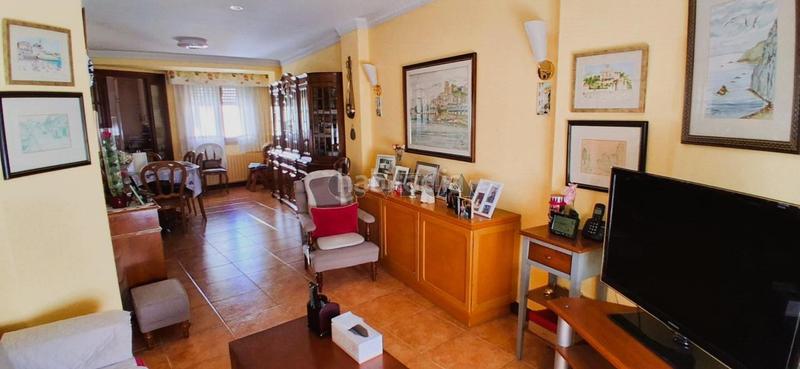 Foto 2ab8cff1-1a66-43ad-8659-316b05567346. Appartement avec chauffage parking dans Plaza Independencia Vigo
