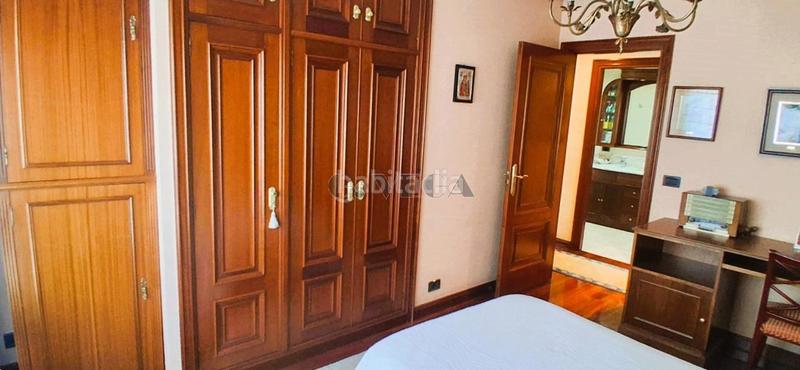 Foto 8ff8f972-aff7-4c82-96f3-229092db5a1a. Piso en Plaza Independencia Vigo