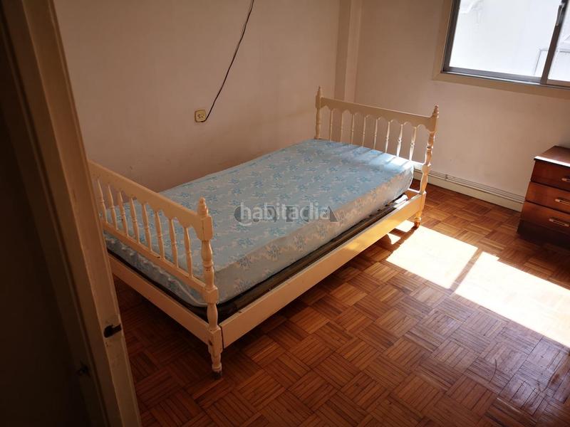 Foto 190f34c9-75fb-4749-8edb-aebb1928bf1c. Appartamento con riscaldamento parcheggio in Berbés - Peritos Vigo