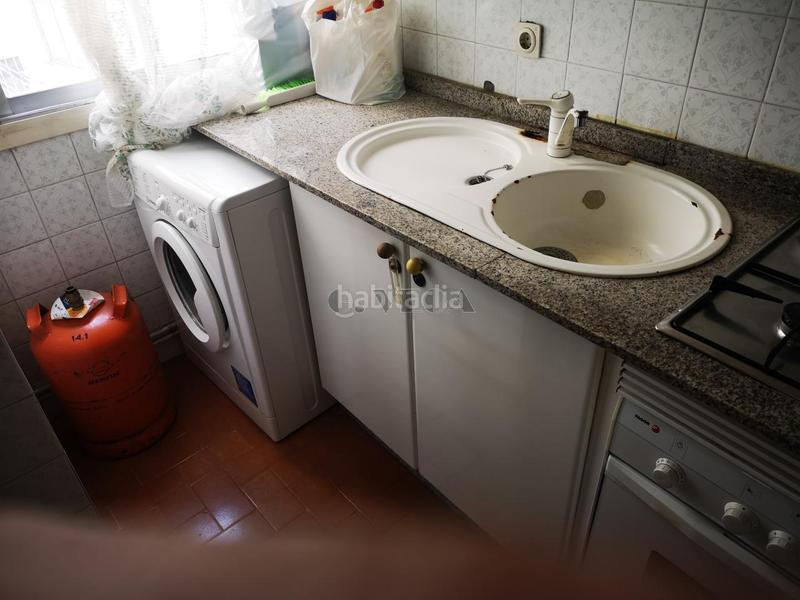 Foto affe9dd9-347b-423e-b4c7-c848eb113b73. Appartamento con riscaldamento parcheggio in Berbés - Peritos Vigo