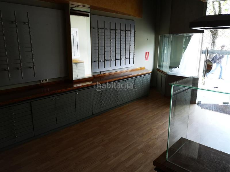 Foto a4714a39-b3b7-40e3-99fd-9de53f11a3ef. Location local commercial dans gran via 174 dans Plaza Independencia Vigo