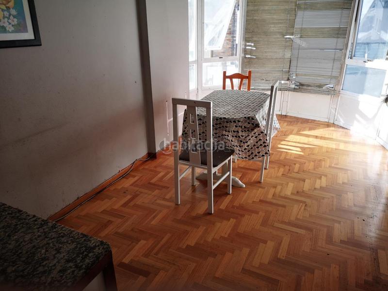 Foto 6bb3a4a0-e67e-4ebc-8ed9-0a6f3009bb54. Apartament amb calefacció aparcament a As Travesas - Balaidos Vigo