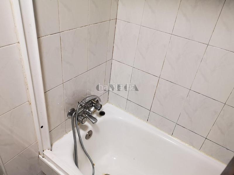 Foto b448348e-37f0-420b-8815-40baf9bf5807. Apartament amb calefacció aparcament a As Travesas - Balaidos Vigo