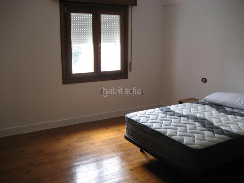 Foto c70550af-9ddf-41ad-b867-d2ff8e13ea05. Lloguer pis a gran vía 152 a Plaza Independencia Vigo