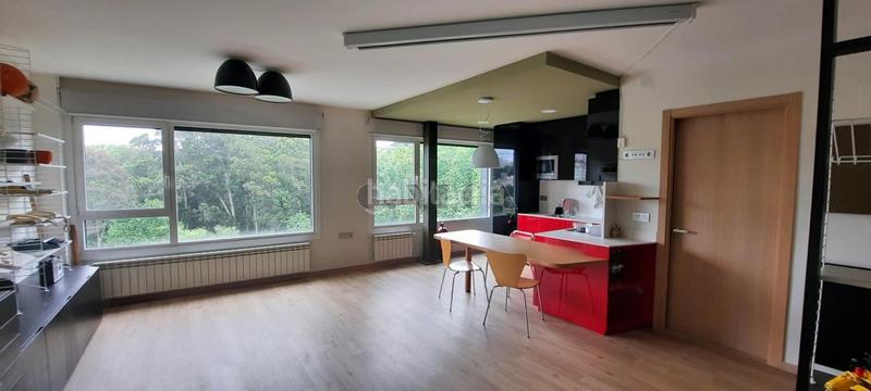 Foto f723faab-4abc-4f75-a8ab-33961f2e420a. Flat with heating parking in Sardoma - Castrelos Vigo