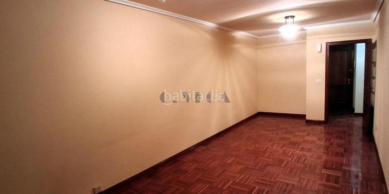 Foto 3430c578-6881-4ec6-85e7-79726f1308f6. Flat with heating parking in Plaza Independencia Vigo