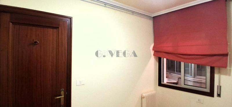 Foto 8ae6844b-3afe-40b9-bb8d-31e9f9cdb40e. Pis amb calefacció aparcament a Plaza Independencia Vigo