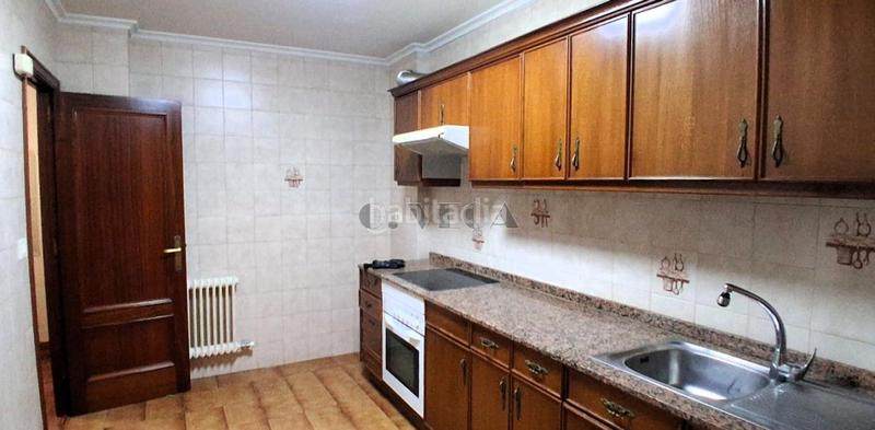 Foto 5bacc66c-fbf6-4c98-82be-5d384e336d3b. Piso en Plaza Independencia Vigo