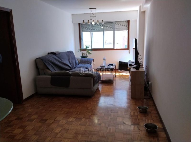 Foto 6a531bd3-bf2a-4bd6-a84e-b16cff92bc0d. Piso en Berbés - Peritos Vigo