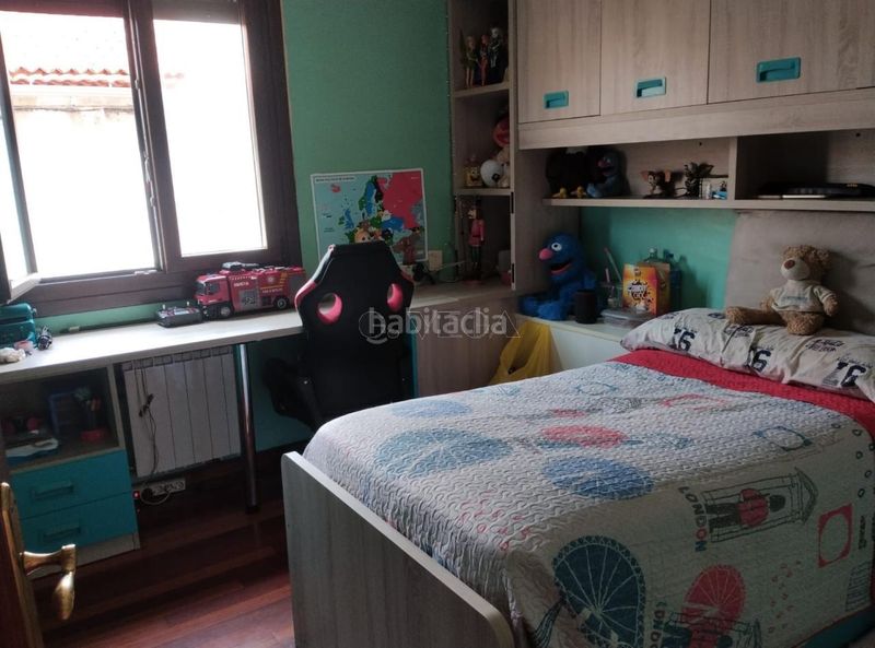 Foto 490d7052-41c7-4461-81f0-9734da1e02ff. Casa en Teis Vigo