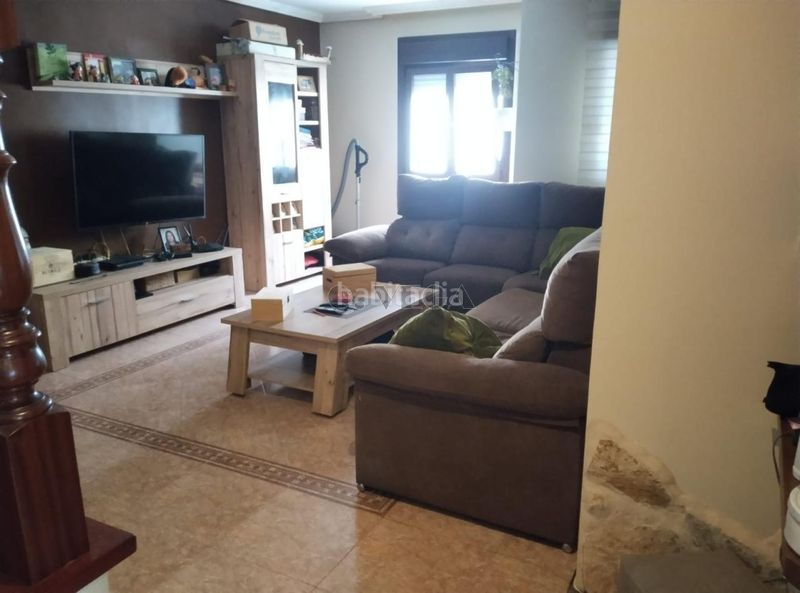 Foto aa1c6fe0-591f-4cd5-98b7-9aef44a97fd0. House with heating parking in Teis Vigo