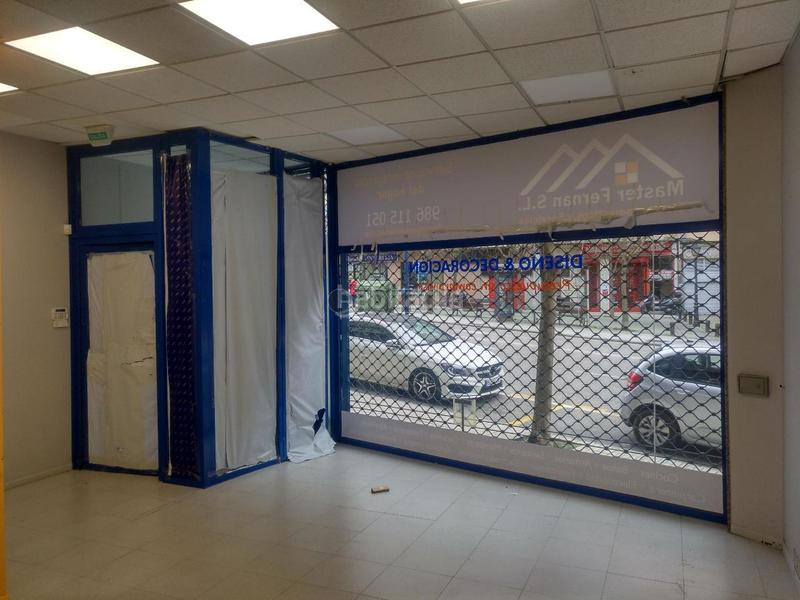 Foto ff41d06f-3ffe-4e3f-b790-50d9a7ce3d00. Locale commerciale in fragoso 22 in As Travesas - Balaidos Vigo