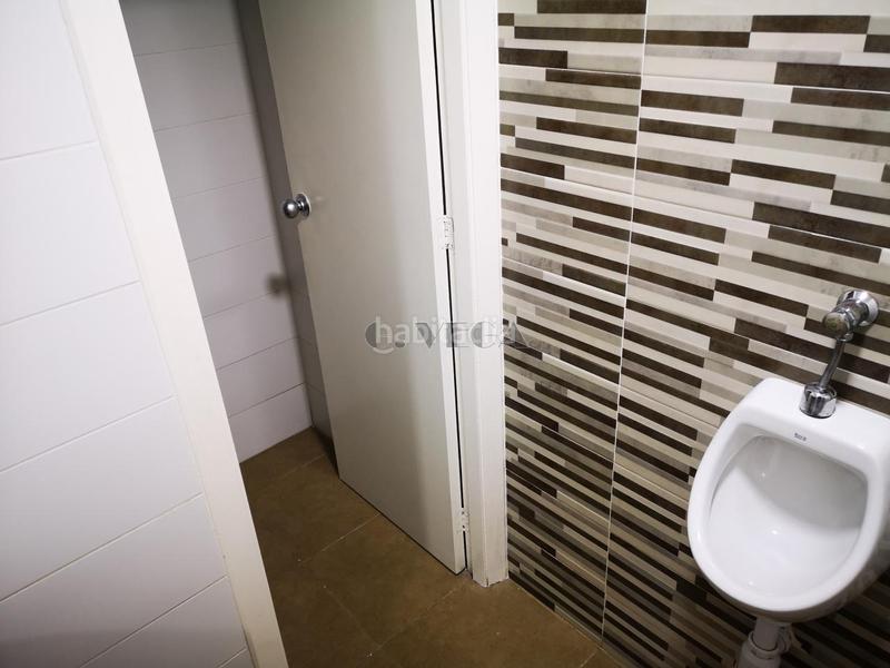 Foto 6ad7f663-949e-44ad-b224-8309ea9c1761. Rent business premise in pi y margall 108 in Camelias - Pi y Margall Vigo