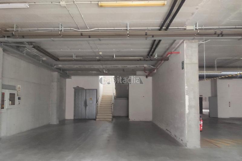 Foto c3b0f2bb-518a-4ce1-8f8a-b76bfe5eeaf7. Rent industrial building in Valadares - Beade Vigo