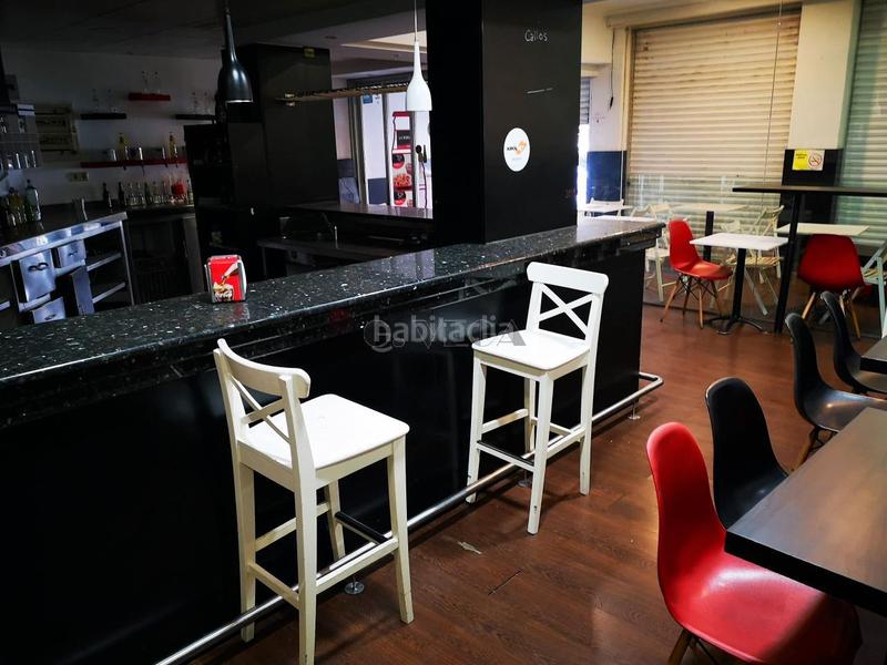 Foto 5ab0bd0f-b42e-4e9e-810c-0f7aefc428b6. Local comercial en martin echegaray 13 en As Travesas - Balaidos Vigo