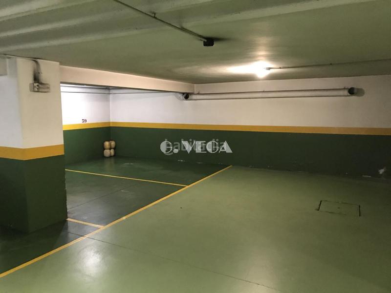 Foto c8bff7e9-04c2-404f-8ee7-df776abeec19. Autoparkplatz in gran vía 134 in O Castro Vigo