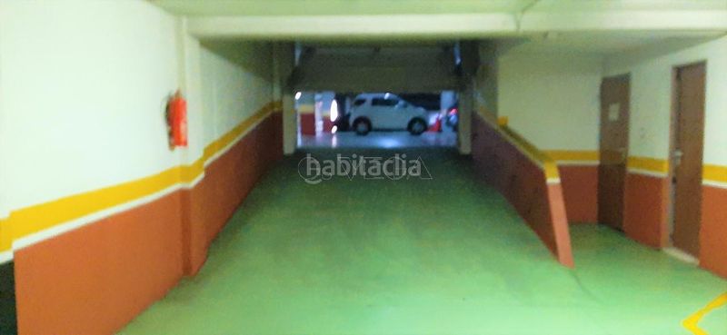 Foto 4ac9adb2-32a1-427e-80d0-6777af970668. Parking voiture dans O Castro Vigo